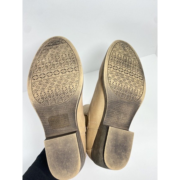 Tan Ankle Boots Size 7.5 Western Pull On Maurices Abigail Chelsea Block Heel - Picture 8 of 12